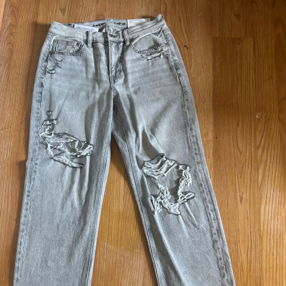 American Eagle Outfitters Light Gray Distressed Straight Leg Jeans